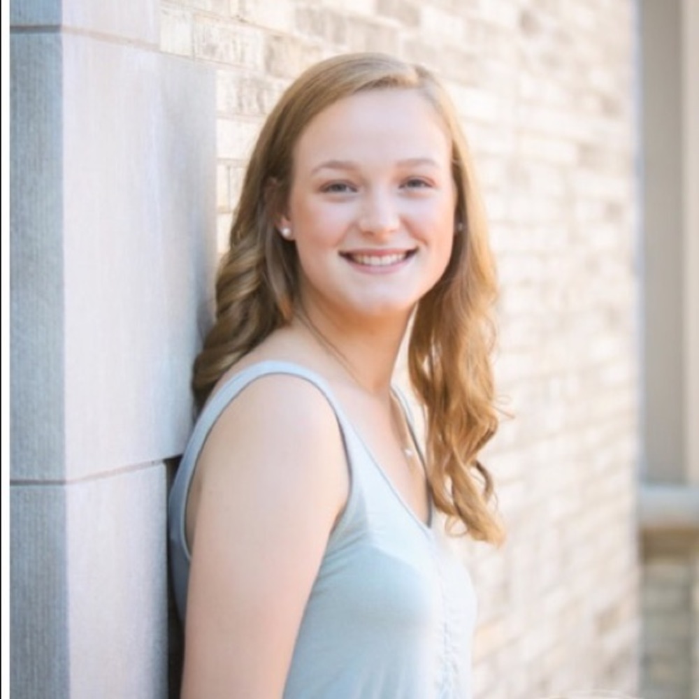 Meet your Posher, Elizabeth